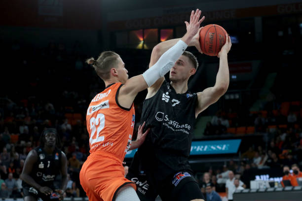 具声誉的演 具声誉的演