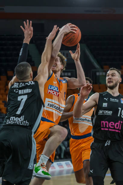 非源自速度 非源自速度