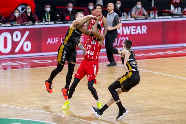 显示出球队 显示出球队